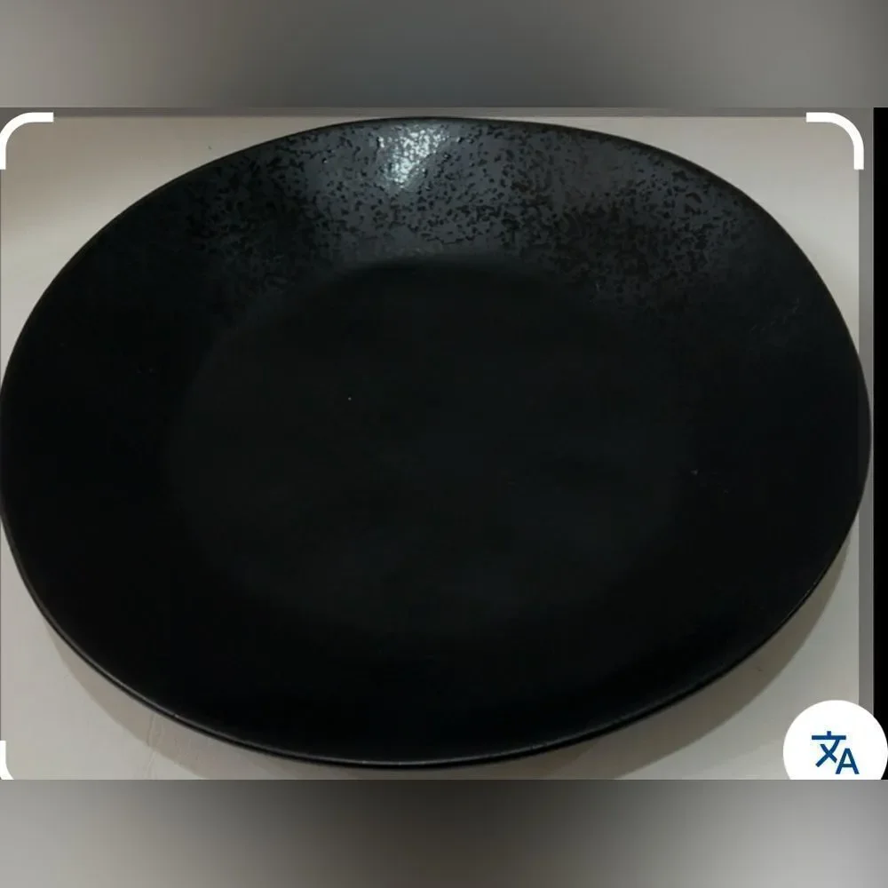 Crate&Barrel Marin Black Dinner Plate Portugal 10 1/2 In Round 1 1/2 In Tall